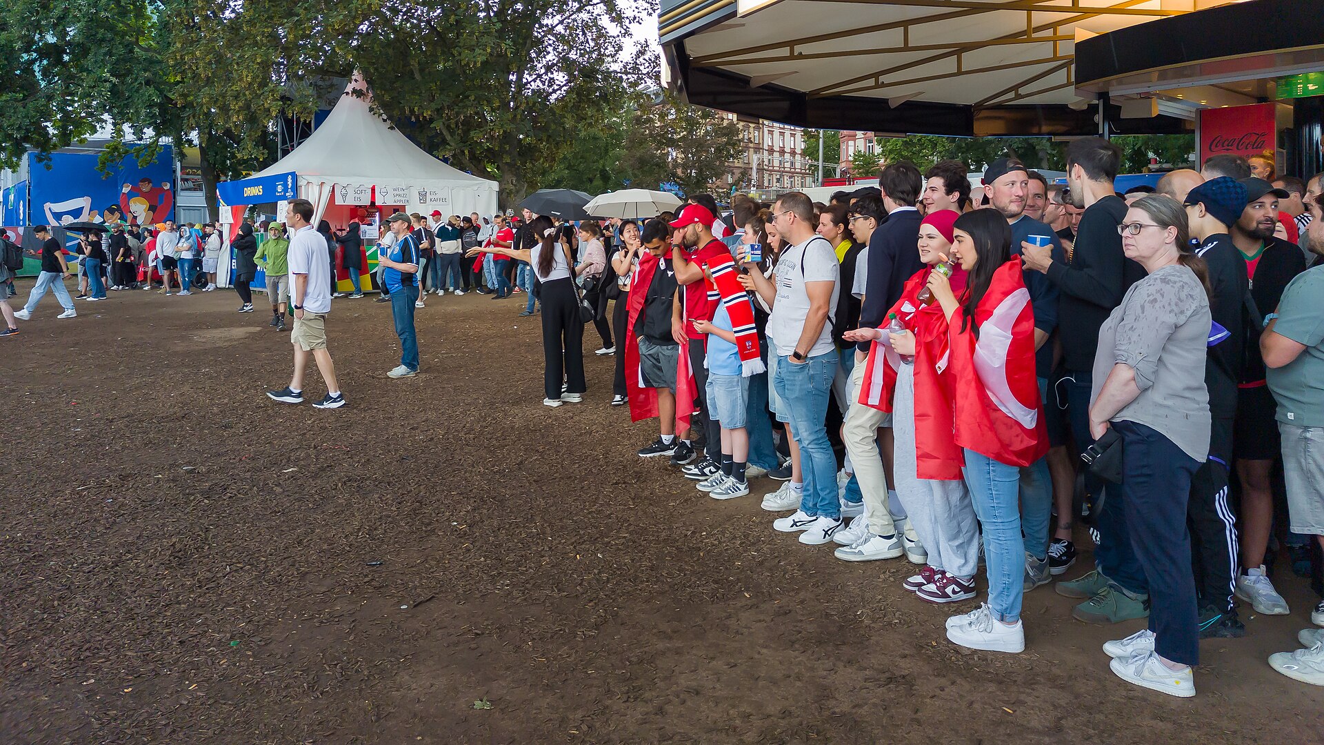 赛程 · PA凯发 App 界面示意